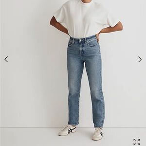 Madewell Curvy '90s Straight Jean in Enmore Wash